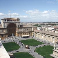 Der "Cortile della Pigna" ehem. Cortile del Belvedere